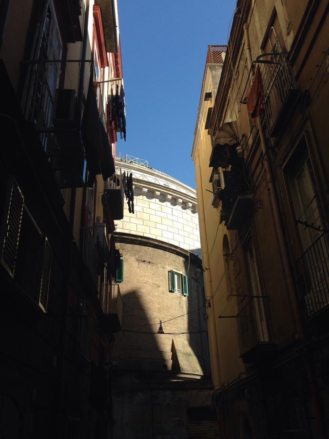 Domus Luigi Leone Bed & Breakfast Napoli Bagian luar foto